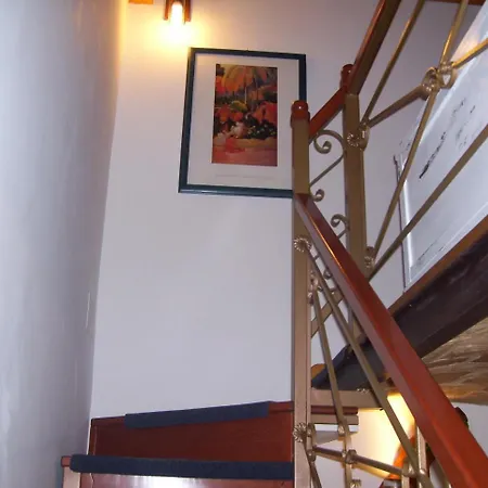 Little Tower * Aielli