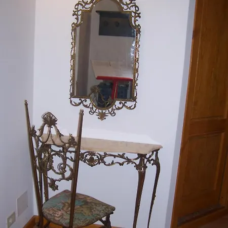 Little Tower בית נופש