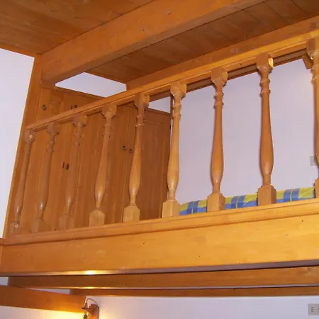 בית נופש Little Tower Aielli