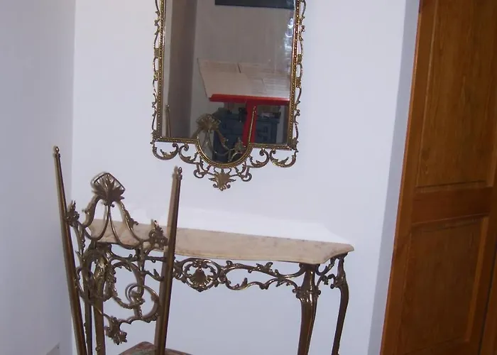 Little Tower Semesterbostad