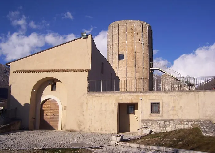 Little Tower * Aielli